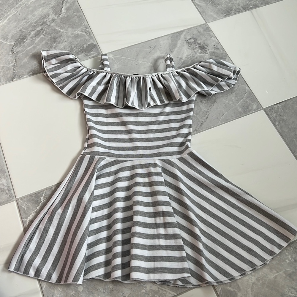 Grey and white cold shoulder ruffle dress
